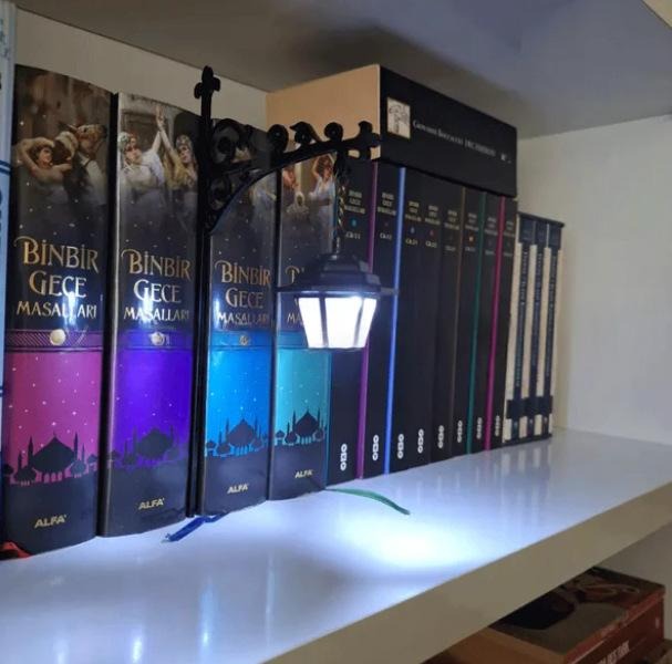 T Bibliothèque Éclairage d'Étagère Lanterne Artisanat en Métal