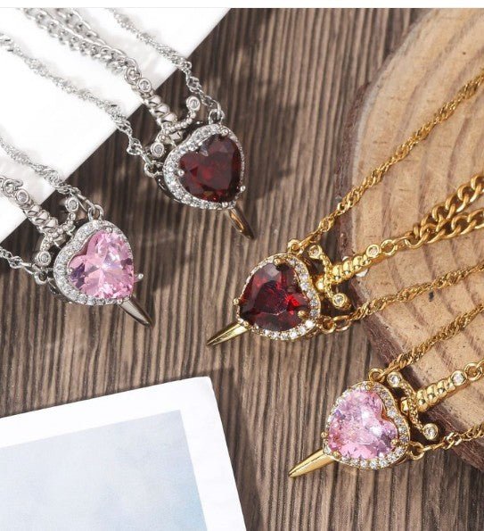 Collier Poignard Amour