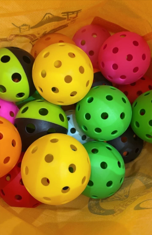 Pickleball en extérieur | Balles de 40 et 26 trous
